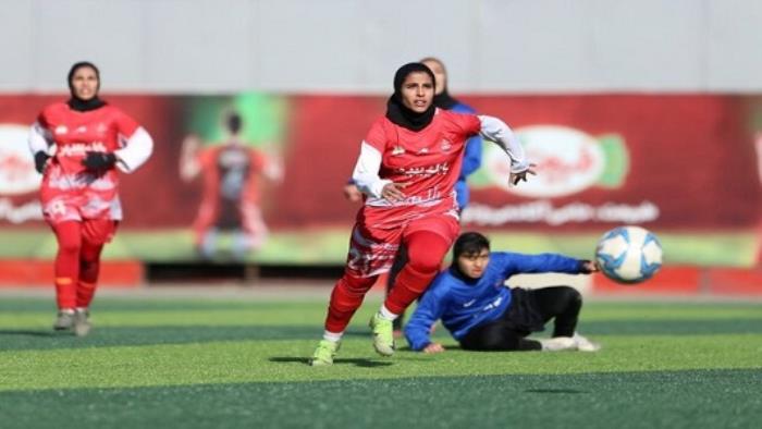 تیم فوتبال زنان پرسپولیس 
